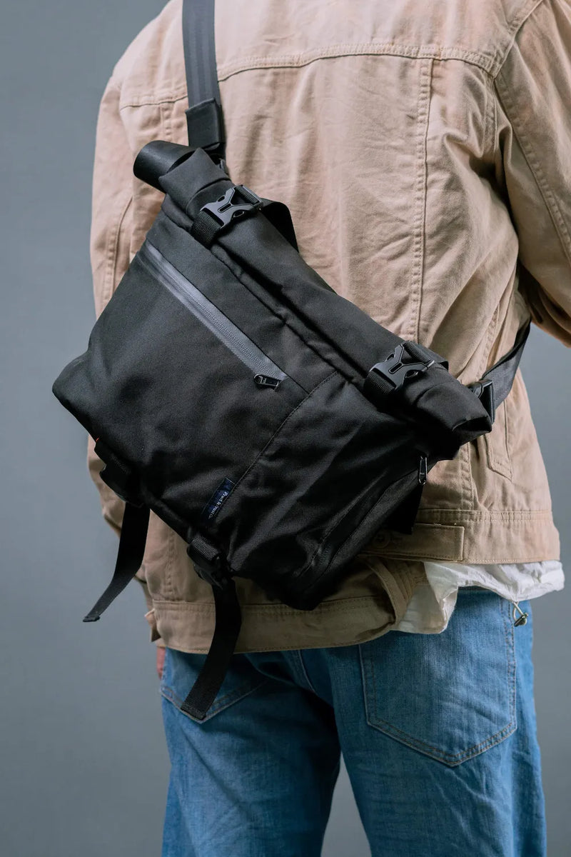 ARKN Motion Sling | Black | Frost & Frost Co | Travel Bag Philippines